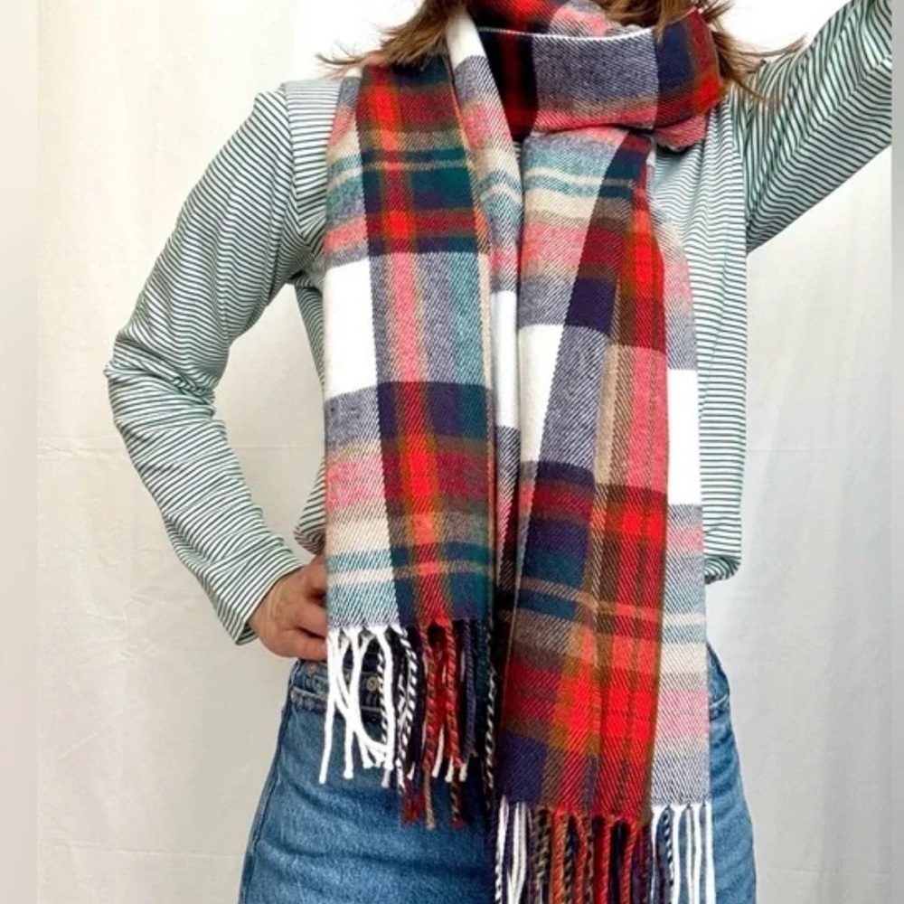 EUC J Crew Cabincore Juniper White Plaid Scarf - Picture 3 of 15